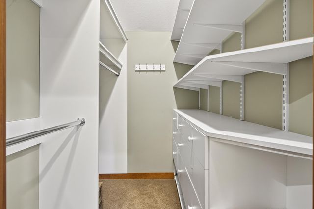 1360 Birch Park Circle, Houlton, WI 54082