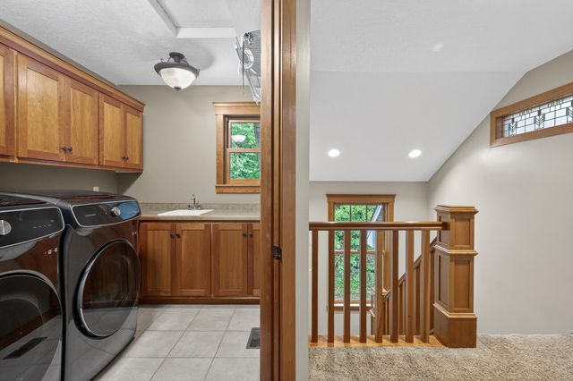 1360 Birch Park Circle, Houlton, WI 54082