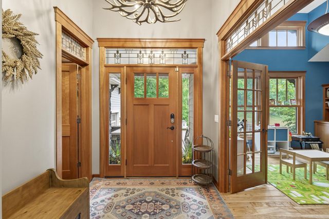 1360 Birch Park Circle, Houlton, WI 54082