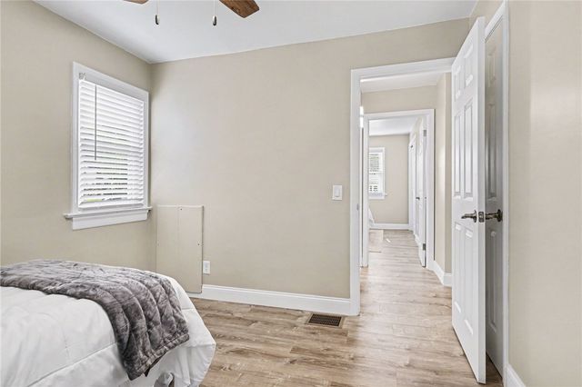 274 Newton Rd, Greece, NY 14626