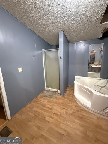 1144 Transylvania Dr, Sandersville, GA 31082