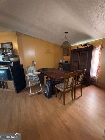 1144 Transylvania Dr, Sandersville, GA 31082