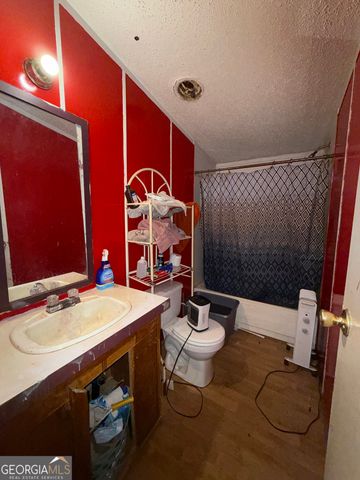 1144 Transylvania Dr, Sandersville, GA 31082