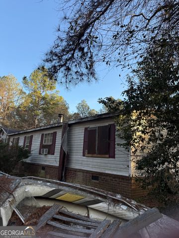 1144 Transylvania Dr, Sandersville, GA 31082