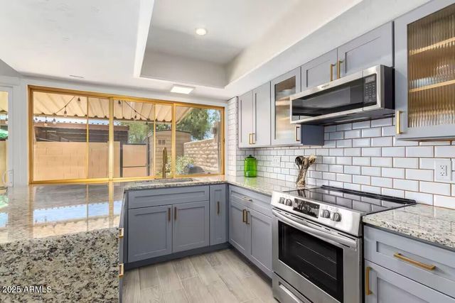 4201 N MILLER Road, Scottsdale, AZ 85251