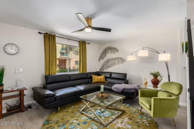 4201 N MILLER Road, Scottsdale, AZ 85251