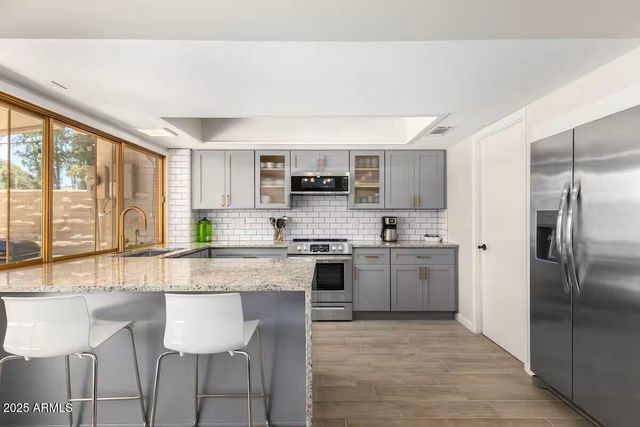 4201 N MILLER Road, Scottsdale, AZ 85251