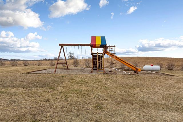 13461 SW 72nd Avenue, New Richland, MN 56072