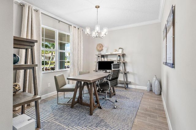 6867 Cobia Circle, Boynton Beach, FL 33437