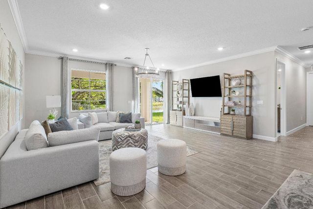 6867 Cobia Circle, Boynton Beach, FL 33437