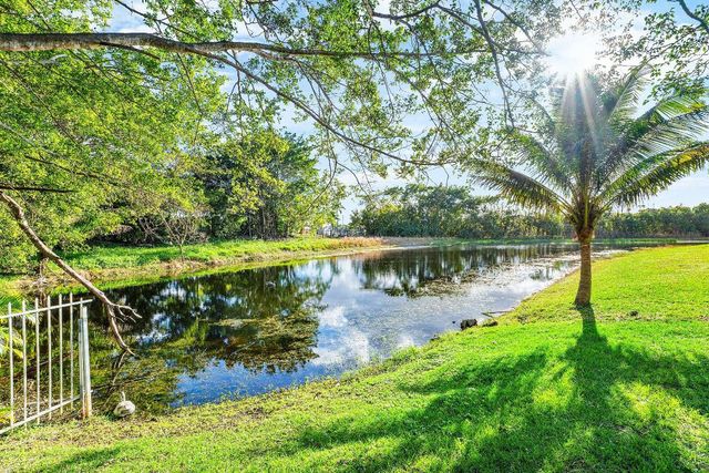 6867 Cobia Circle, Boynton Beach, FL 33437