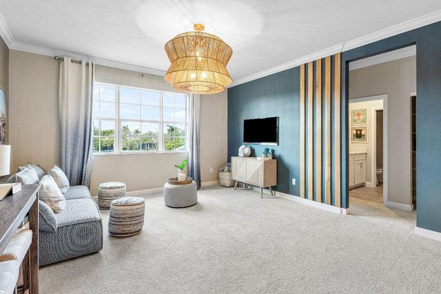 6867 Cobia Circle, Boynton Beach, FL 33437