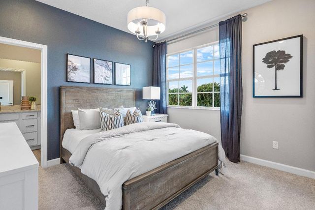 6867 Cobia Circle, Boynton Beach, FL 33437