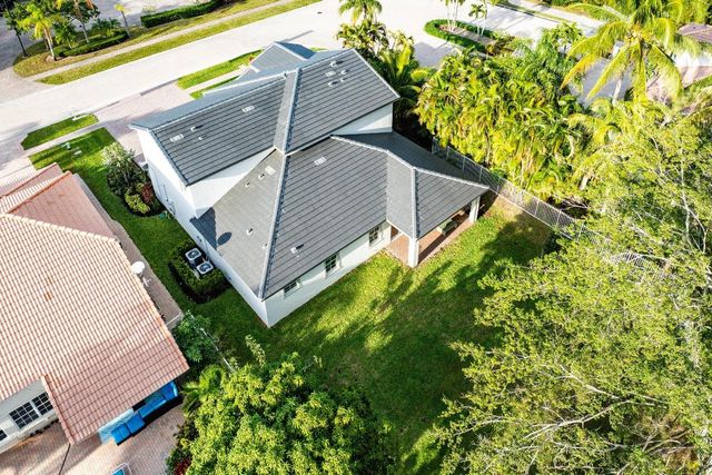 6867 Cobia Circle, Boynton Beach, FL 33437