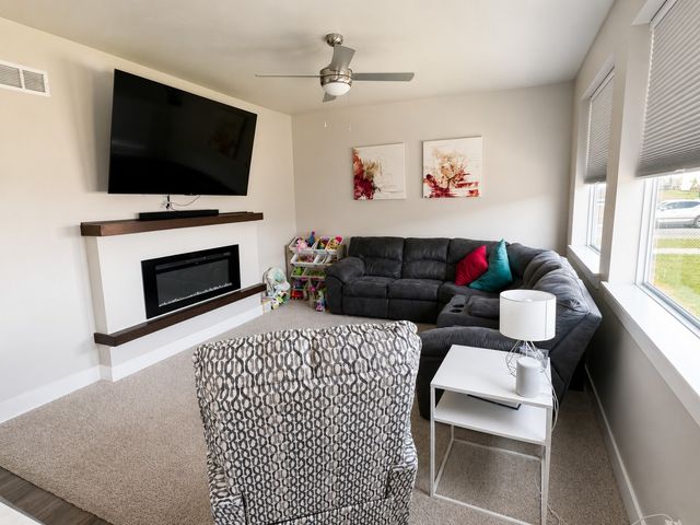 4035 NE 3rd Street, Ankeny, IA 50021
