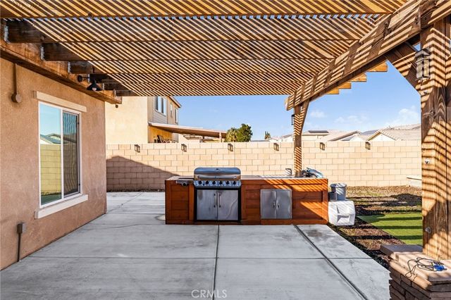 13374 Luna, Victorville, CA 92392