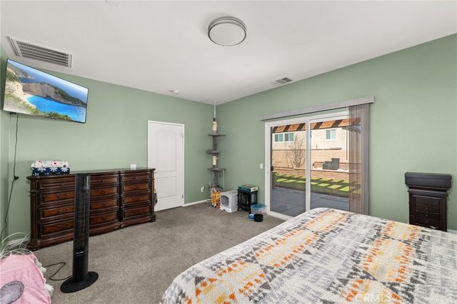 13374 Luna, Victorville, CA 92392