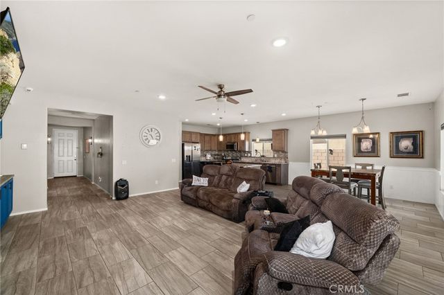 13374 Luna, Victorville, CA 92392