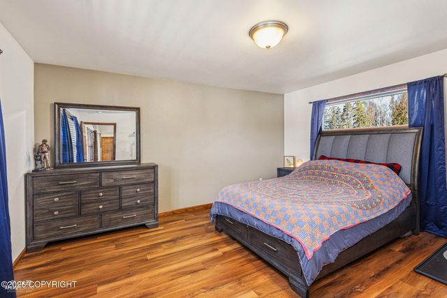 48305 Lakeside Avenue, Soldotna, AK 99669