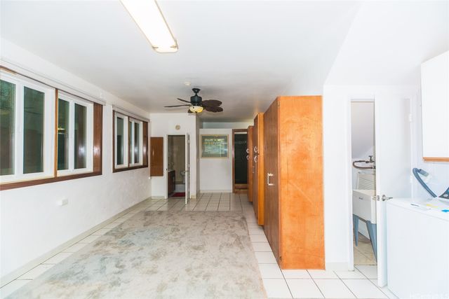 953 Ailuna Street, Honolulu, HI 96821