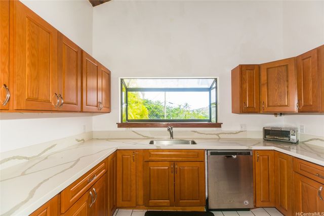 953 Ailuna Street, Honolulu, HI 96821