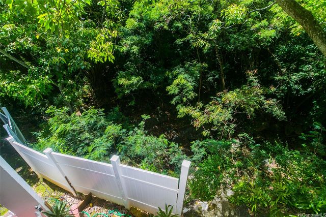 953 Ailuna Street, Honolulu, HI 96821