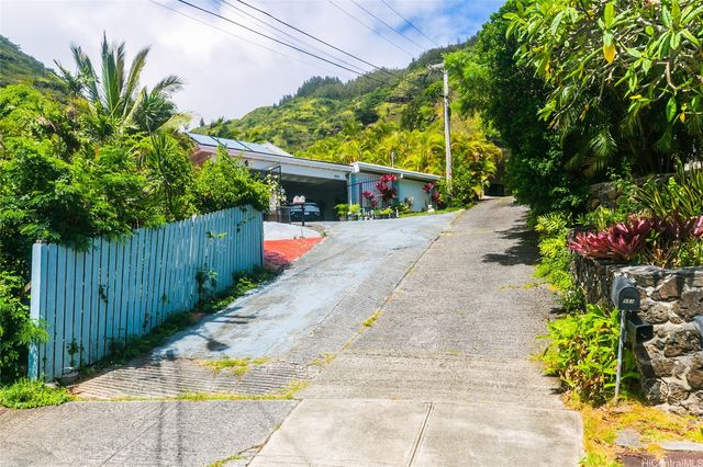 953 Ailuna Street, Honolulu, HI 96821