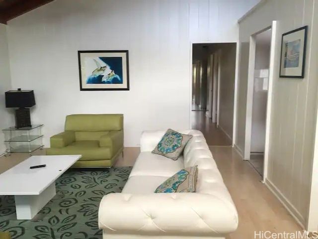 953 Ailuna Street, Honolulu, HI 96821
