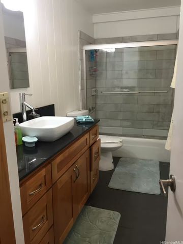 953 Ailuna Street, Honolulu, HI 96821