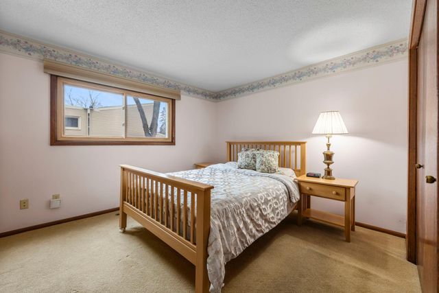 5683 W Bavarian Pass, Fridley, MN 55432