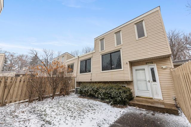 5683 W Bavarian Pass, Fridley, MN 55432