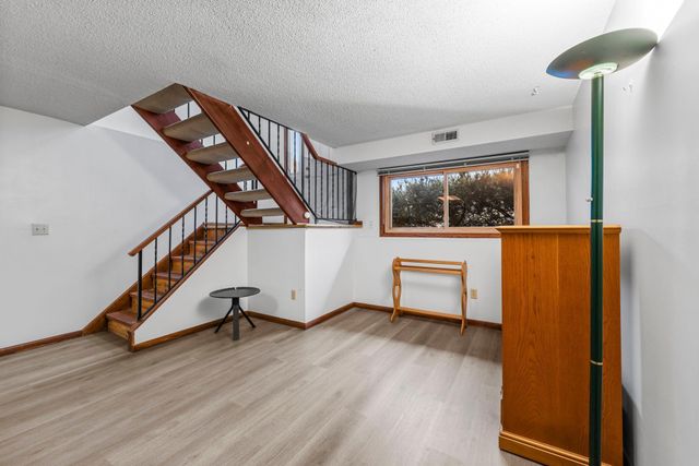 5683 W Bavarian Pass, Fridley, MN 55432