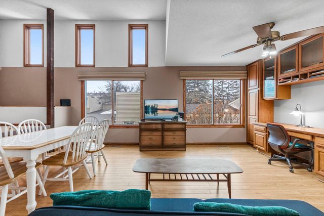 5683 W Bavarian Pass, Fridley, MN 55432