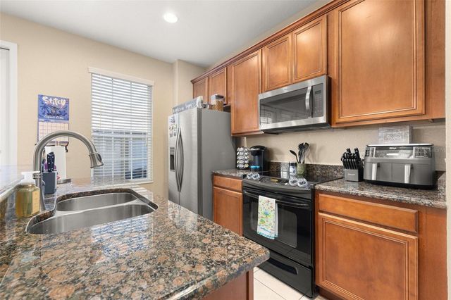 7710 FAIRGROVE AVENUE, Windermere, FL 34786