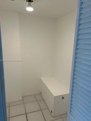 3503 Oaks Way 212, Pompano Beach, FL 33069