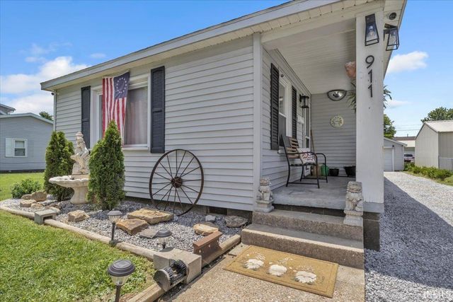 911 S Second Street, Boonville, IN 47601