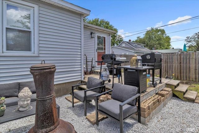 911 S Second Street, Boonville, IN 47601