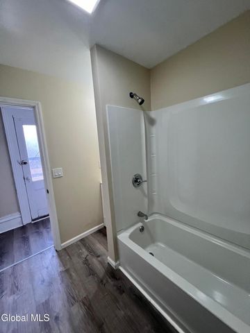 137 4th Avenue, Albany, NY 12202