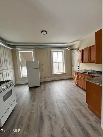 137 4th Avenue, Albany, NY 12202