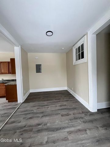 137 4th Avenue, Albany, NY 12202