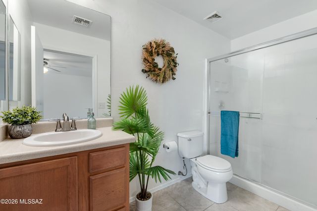 5082 E Kittentails Drive, Tucson, AZ 85756