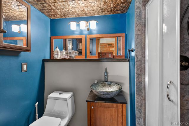 1570 South Boulevard W, Rochester Hills, MI 48309