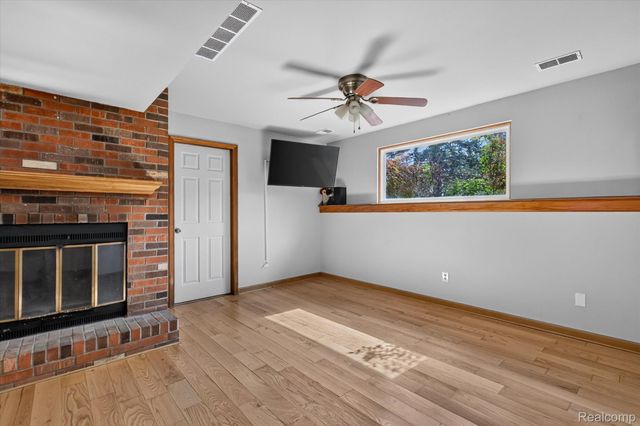 1570 South Boulevard W, Rochester Hills, MI 48309