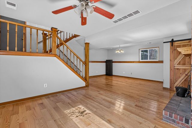 1570 South Boulevard W, Rochester Hills, MI 48309