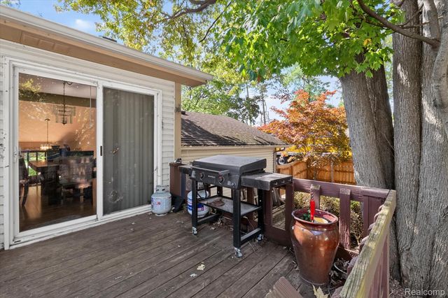 1570 South Boulevard W, Rochester Hills, MI 48309