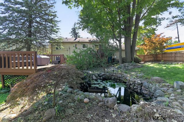 1570 South Boulevard W, Rochester Hills, MI 48309