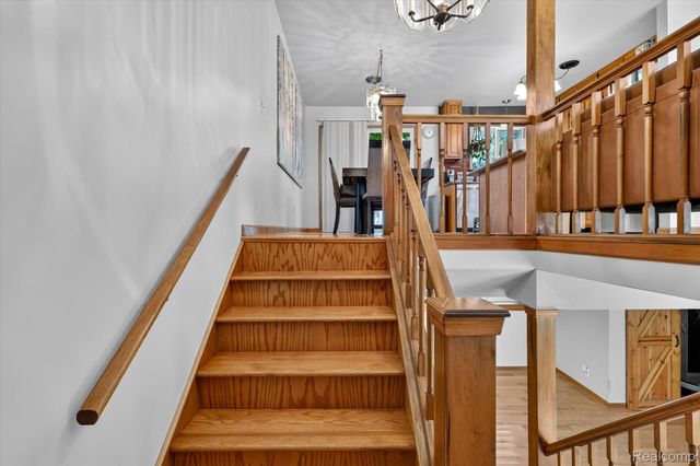 1570 South Boulevard W, Rochester Hills, MI 48309