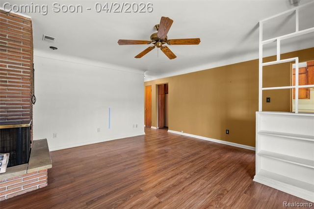 7420 Fenton Street, Dearborn Heights, MI 48127