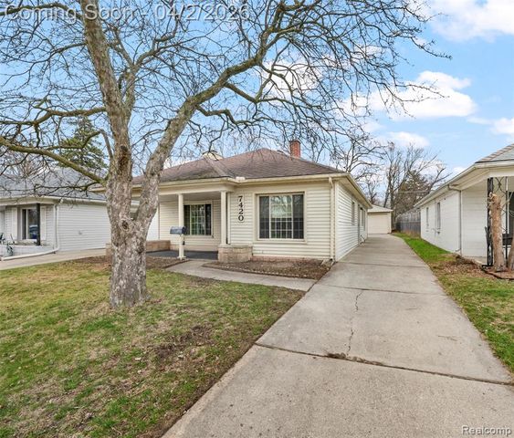 7420 Fenton Street, Dearborn Heights, MI 48127