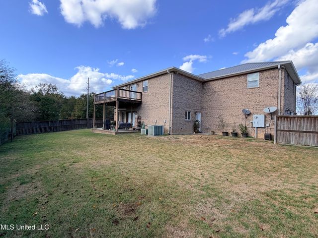 15 S Highlands Drive, Poplarville, MS 39470